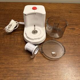 Bc-1408 Betty Crocker Mini Food Chopper 120v 60hz Open Box - Tested /working