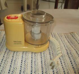 Bc-1428 Betty Crocker Vtg Yellow Tone Mini Maxi Chopper Food Processor