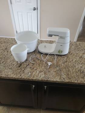 Mk32 Braun Stand Mixer Countertop Km 32 White With Attachments German Made - Tested