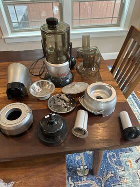 Be-110c Bullet Express Trio Blender Mixer Food Processor Slicer Shredder Juicer Extas