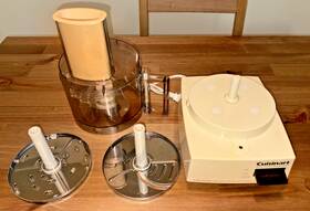 D6018627 Cuisinart Vintage Basic Food Processor Tested And Working Model