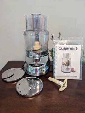 Dlc-2009m Cuisinart 9-cup Food Processor Series - Silver Never Used