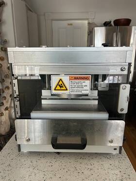 Cp-1h-hd Food Tools Pneumatic Crumb And Bars Press High Pressure