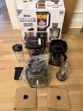25654402 Ninja Deluxe Kitchen System Food Processor And Blender 1600 Watts Never Used