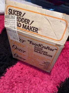 341-04 Oster Vtg 1976 Food Crafter Slicer Shredder Salad Maker Disc Blades No Base Box