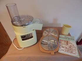 341-04a Oster Vintage 1976 Food Crafter - Slicer Shredder Salad Maker