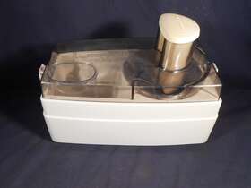 364-66a Oster Regency Kitchen Center Juicer Extractor Attachment