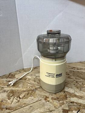 02900002 Presto Minnie Max Mini Compact Food Processor Pulse Counter Top Model 0290002