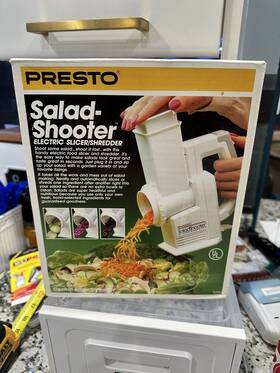 21-223 Presto Salad-shooter Electric Slicer-shredder Model 02910 New Open Box 1989