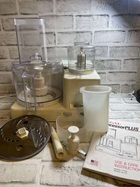 K7750 Regal Processor Plus Full And Mini With Coffee Spice Grinder Euc/w Box
