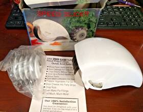 Cb-32 Speed Slicer 2000 Food Processor Hand Held 2 Set Of Roller Blades And Instructions
