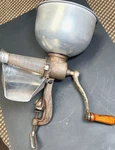 Vintage Victorio Deluxe #2 Meat Grinder Strainer Manual Hand Crank Chopper Usa. Fixed Price $24.29.