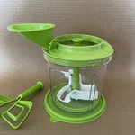 Tupperware Power Chef System Green Food Processor Whisk Blade (no Pull Cord Top). Fixed Price $15.00.