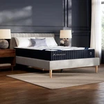 Dreamcloud Classic 12" King Mattress Hybrid Gel Memory Foam. Fixed Price $649.99.
