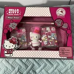 Hello Kitty Sanrio Co. Magic Robot Tricks Dated 2013 New In Box Bonus Deck. Fixed Price $19.50.