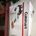 Cuisinart CDF-200P1 4 Qt Stainless Steel Deep Fryer 1800W Basket Lid. Fixed Price $80.00.