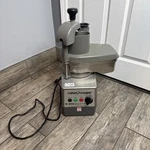 Robot Coupe R402 Series Food Processor ..needs Repair 2003 1D2. Fixed Price $675.00.