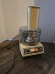 Vtg General Electric D1FP1D Full Capacity Food Processor Excellent Condition. Fixed Price $35.00.