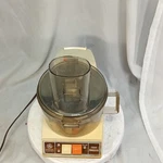 Vintage D1FP1B Food Processor General Electric Retro Kitchen Appliance. Fixed Price $45.00.