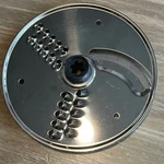 Cuisinart FP-8MD Medium Slicing And Shredding Reversible Disc Silver Stainless. Fixed Price $21.60.
