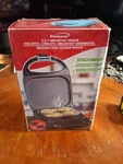 Brentwood - 3 In 1 Breakfast Maker Egg Omelets, Bites, Sandwiches New Box. Fixed Price $20.00.