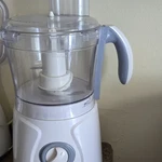 Brentwood Full-size Electric Food Processor, White/blue/clear Plastic Bowl Lid. Fixed Price $40.00.