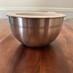 Cuisinart Stainless Steel Nesting Mixing Bowls W/ Lids 3 Qt And 1.5 -V17550H. Fixed Price $19.95.
