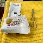 Cuisinart HTM-3 Smart Power 3-SPEED Hand Mixer Blender. Fixed Price $14.61.