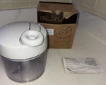 The Pampered Chef Manual Food Processor Item 2581 Chopper 3 Cups 5.5" Hand Pump. Fixed Price $19.99.