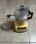 9-CUP Food Processor KFP0935QMY Pale Yellow Working. Fixed Price $28.89.
