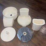 Sunbeam Oskar 14081 Food Processor Slicer Shredder Salad Chute Attachment Set. Fixed Price $29.99.