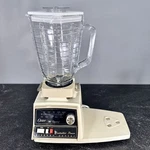 Vintage Oster Regency Kitchen Center 10 Speed Blender - Tested / Deep Cleaned. Fixed Price $49.99.