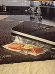 Nutrichef PKVS18BK Automatic Vacuum Sealer Black High-power Digital Controls. Fixed Price $14.99.