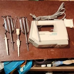 Black+decker Spatula Smart Handheld Mixer White Gray Heavy Duty With Attachments. Fixed Price $25.00.